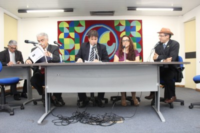 25-7-13_JG COMISSÃO DE CCJ (1)