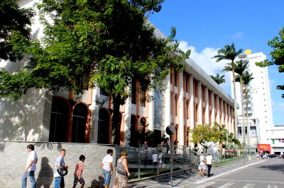 FRENTE DA ASSEMBLEIA (4)