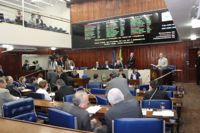 20-8-13_AM  SESSÃO EM VOTAÇÃO (1)