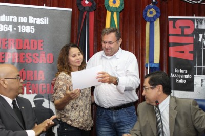 18-10-13_JG HOMENAGEM AOS PÓLITICOS ASSASSINADOS NA DITADURA MILITAR (154)