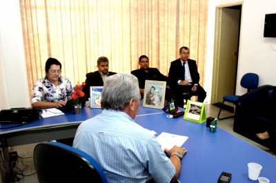 25-10-13_JG REUNIÃO DO PROCON COM AS OPERADORAS DE TELEFONIA-DEP. JOSÉ ALDEMIR (4)