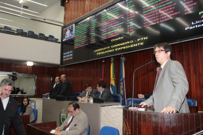 29-10-13_AM PEQUENO EXPEDIENTE (107)