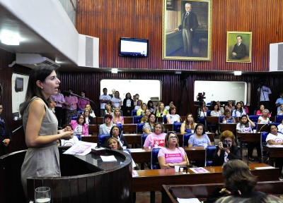 ©nyll pereira – outubro rosa 08 - 03102013