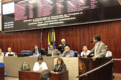 14-11-13_JG AUDIENCIA P_BLICA-CONTRA AS DROGAS-JANDHUY CARNEIRO (74)
