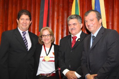 18-11-13_JG ENTREGA DE MEDALHA-MARIA HELENA TOSCANO (177)