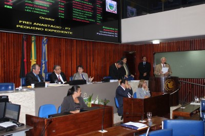 19-11-13_AM PEQUENO EXPEDIENTE (16)