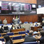 Deputados tratam da seca, salário dos professores e violência contra a mulher
