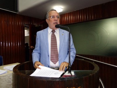 batinga na tribuna