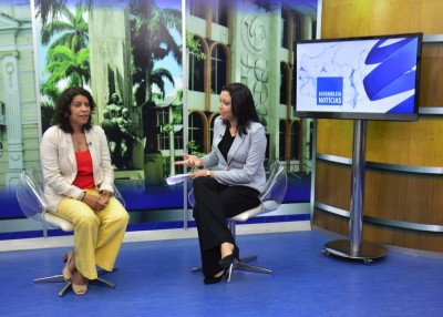 02.03.15 estela bezerra.entrevista tv alpb (12)