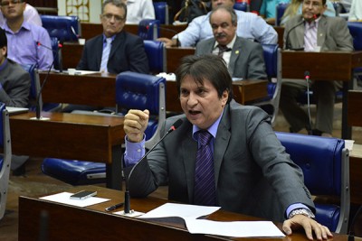 22.04.15 cpi telecomunicações ©roberto guedes (249)
