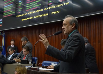 19.05.15 30a sessao ordinaria ©roberto guedes (28)