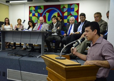 22.05.14 frente parlamentar da agua ©roberto guedes (181)
