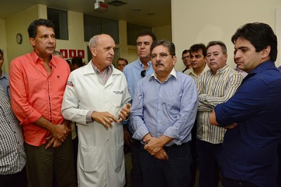 17.07.15 gov. adriano_visita hosp. trauma camp. grande ©roberto guedes (28)