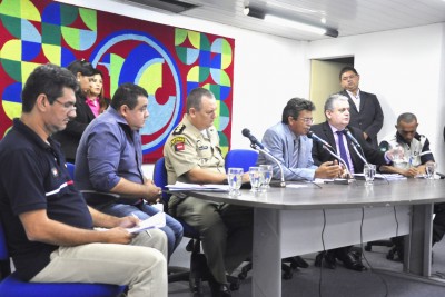 06.10.15 - Audi sobre questão dos taxis - ©nyll pereira (42)