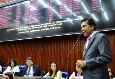 07.10.15 campanha outubro rosa © roberto guedes (267)