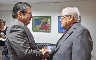 27.10.15 - Ex-governador Milton Cabral recebe medalha na alpb - ©nyllpereira (28) cópia