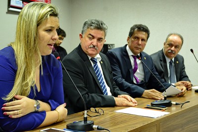 10.12.15 CPI telefonia © roberto guedes (41)