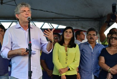 18.05.16_entrega de escola_chã de marinho © roberto guedes (9)