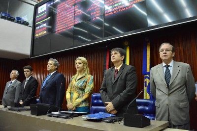 17.11.17 medalha ao advogado tecio lins © roberto guedes (4)