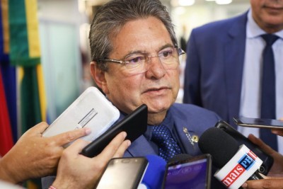 Adriano Galdino1