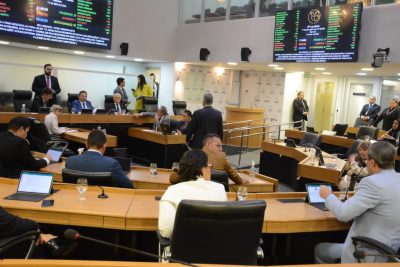 Segurança Digital: ALPB aprova projeto que orienta estudantes sobre perigos da internet