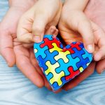 AGORA É LEI: crianças neurodivergentes e mães atípicas têm direitos assegurados na Paraíba