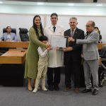 Assembleia Legislativa concede Diploma Napoleão Laureano ao médico legista Flávio Fabres