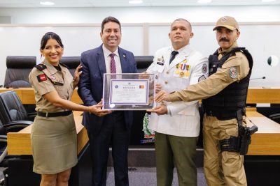 ALPB concede título de cidadão paraibano ao policial Dayvison Domingos