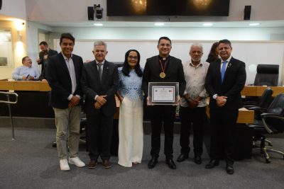 ALPB concede título de Cidadão Paraibano ao Padre Irapuan Ramos Silva