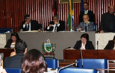 ALPB limpa a pauta composta de 68 matérias