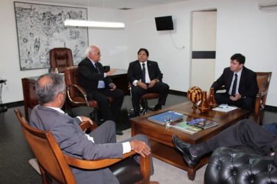 Presidente recebe solicitação de procuradores e defensores