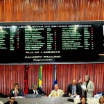 ALPB aprova LDO 2014 e quase 200 matérias