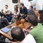 25-7-13_JG RICARDO MARCELO ATENDE ESTUDANTES (31)