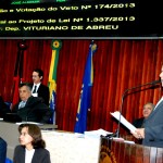 21-8-13_JG SESSÃO EM DISCURSÃO (43)