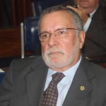 Batinga cobra instalação de Gabinete da Seca para orientar a população