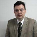 Projeto obriga planos de saúde a notificar descredenciamento