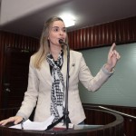 24-9-13_AM SESSÃO EM VOTAÇÃO (100)