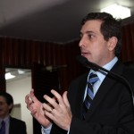Gervásio diz que situação foi orientada a votar contra meia-entrada