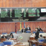 Deputados aprovam 22 projetos de Lei Ordinária e PECs em segundo turno