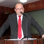 Deputados debatem seca, endividamento rural e combate à violência contra a mulher