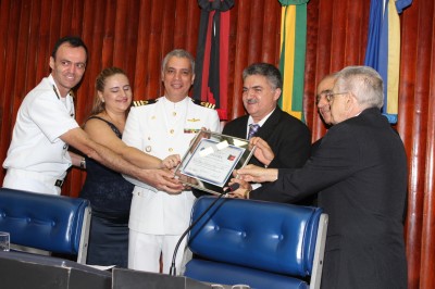 ALPB concede título de cidadão paraibano ao Capitão dos Portos do Estado