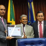 12-12-13_JG ENTREGA DE TÍTULO DE CIDADÃO-CLÁUDIO EVRESON DE LIMA (62)