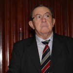 ALPB entrega medalha do mérito jornalístico a Clemildo Brunet