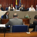 CCJ aprova 25 matérias na reunião desta segunda