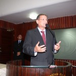 Deputados prestam homenagem a Marcelo Déda e debatem recursos da Saúde