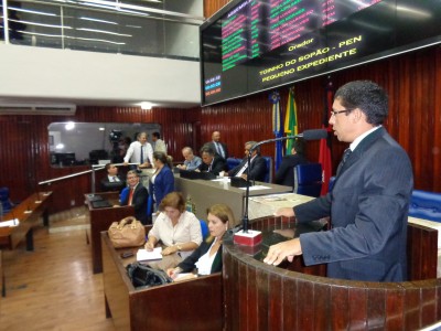 Chuvas, gestão pactuada e paralisação de servidores dominam discursos na ALPB