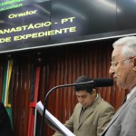 Deputados discutem saneamento, dívidas de agricultores e paralisações
