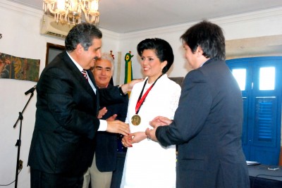 ALPB concede Medalha Epitácio Pessoa a cantora lírica Isabel Barbosa