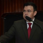 Deputados debatem sobre combate à exploração infantil e falta de abastecimento de água