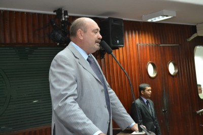 Deputados aprovam requerimentos e criação da Frente Parlamentar da Água